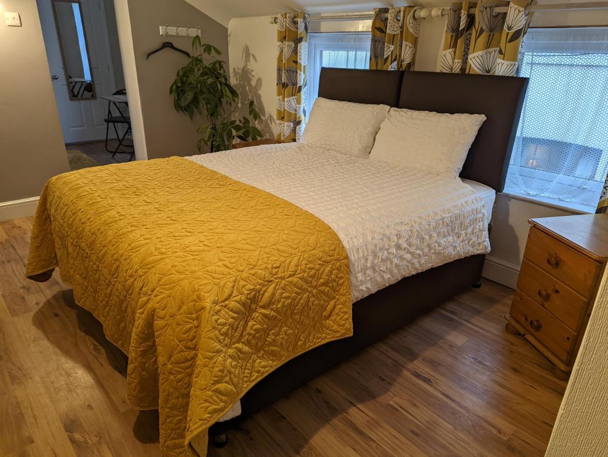 Gull Wing Guesthouse 로웨스터프 외부 사진